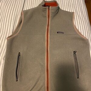 Patagonia Men’s Large Symchilla Vest